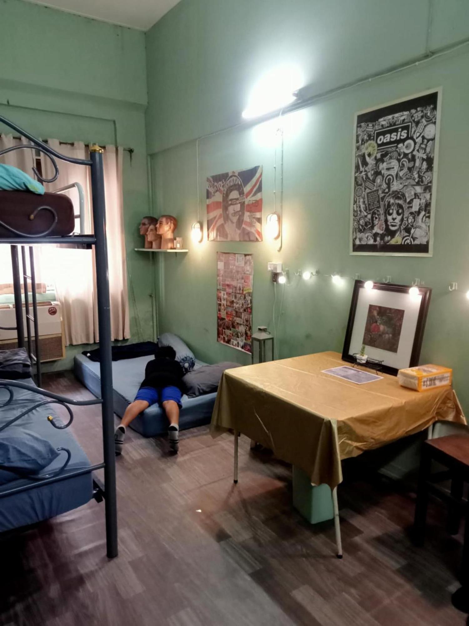 Bang Lumphu House&Bistro Lejlighed Bangkok Eksteriør billede